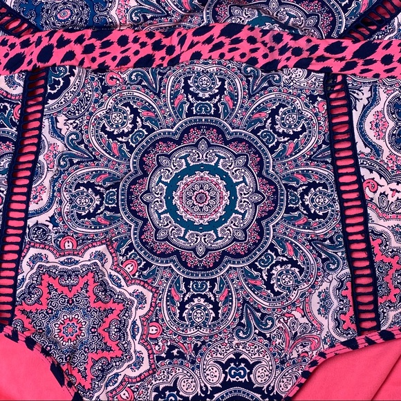 Cole of California Paisley One Piece Swimsuit - Picture 4 of 7